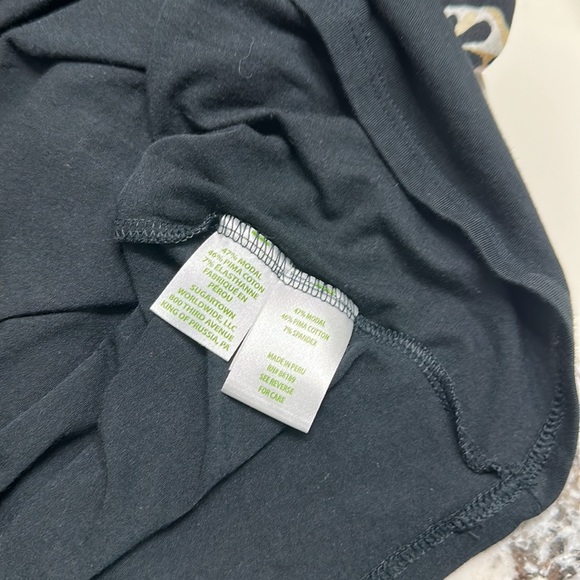 Like New Lilly Pulitzer Top - Picture 5 of 5